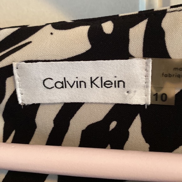 Calvin Klein ruched sleeveless dress - Picture 3 of 3